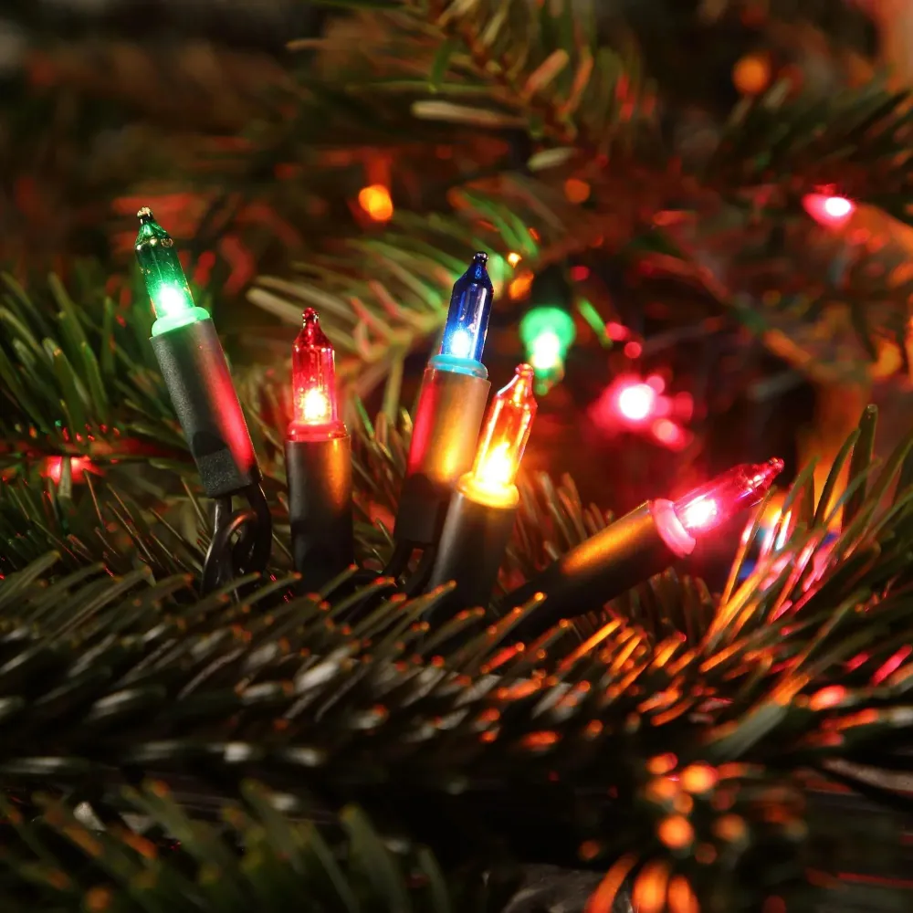 Instalație de Crăciun BecurI Model Diamant – Rolă 100 Metri, 480 LED-uri Multicolor