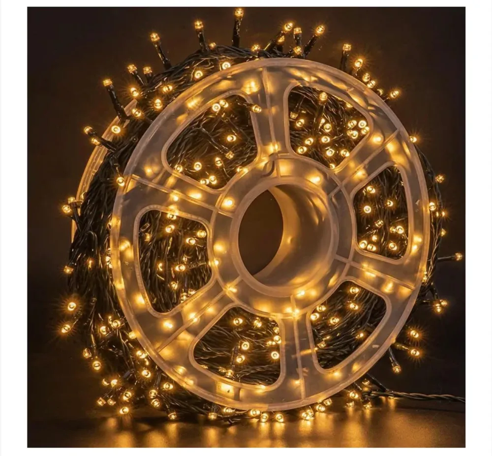 Instalație de Crăciun BecurI Model Diamant – Rolă 50 Metri, 240 LED-uri Alb-Gold