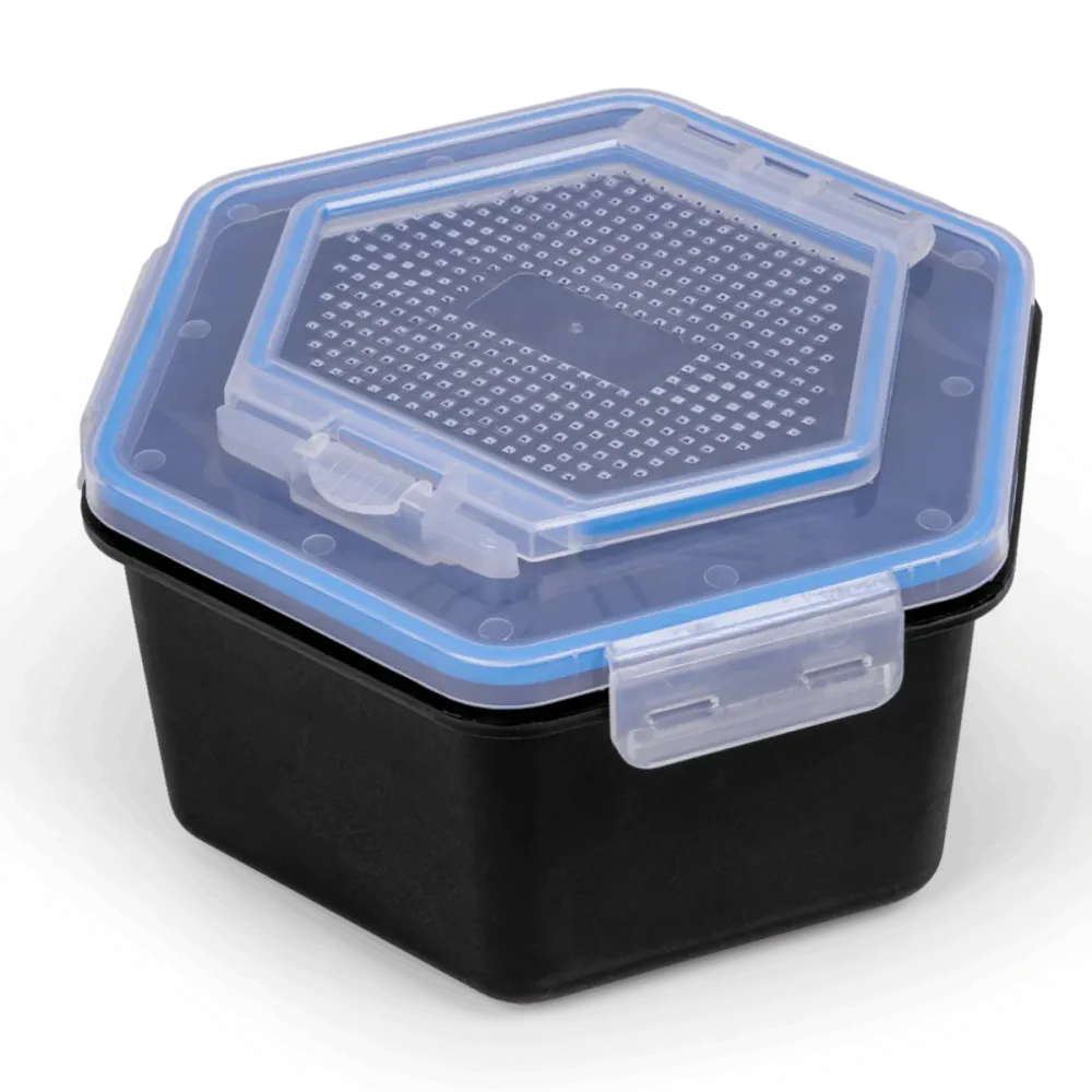 ZEBCO SECURE-LOCK BAIT BOX AND SIEVE 2L