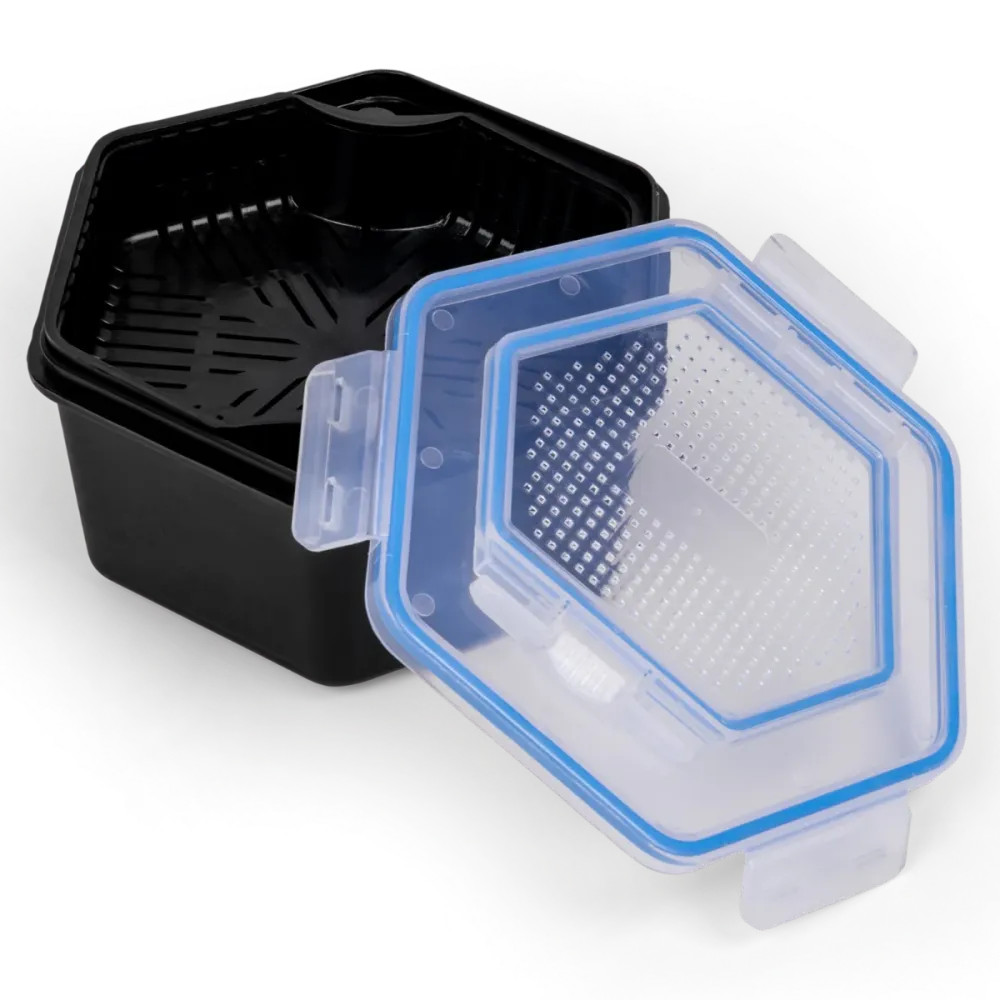 ZEBCO SECURE-LOCK BAIT BOX AND SIEVE 2L