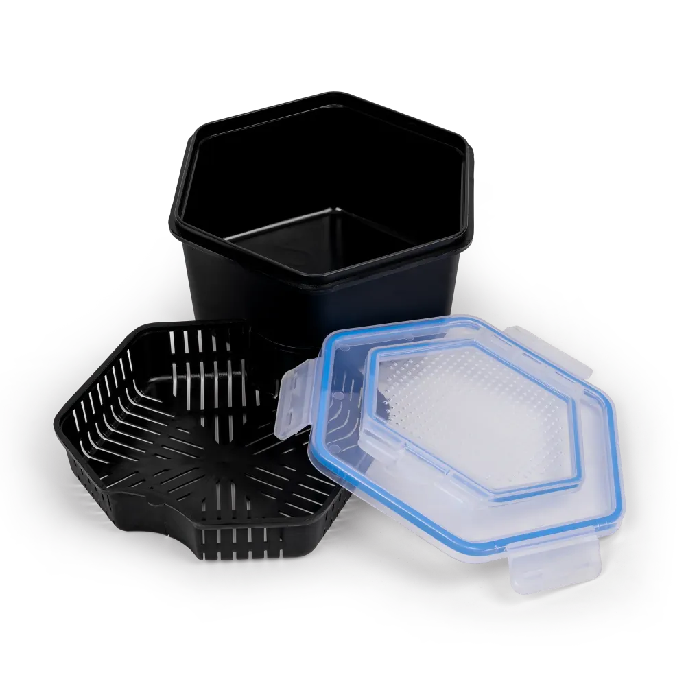 ZEBCO SECURE-LOCK BAIT BOX AND SIEVE 2L