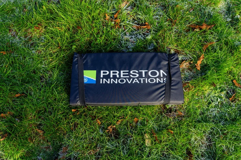 FOLD AWAY UNHOOKING MAT 🎁