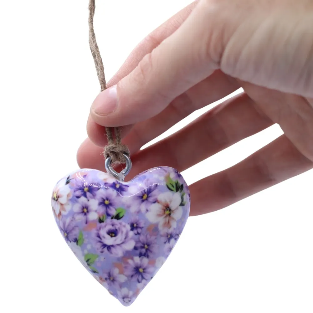 Inimi mari din lemn pentru decor – Floare mov