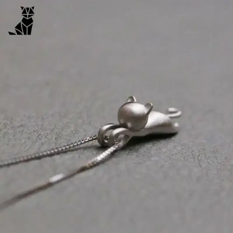 Pendentiv Pisică Mică Funambul Elegant Din Argint Pentru Un Stil Unic