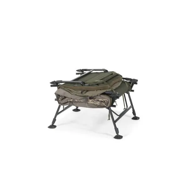 Bed Chair Nash Indulgence HD40 Sistem Camo Emperor 8 picioare