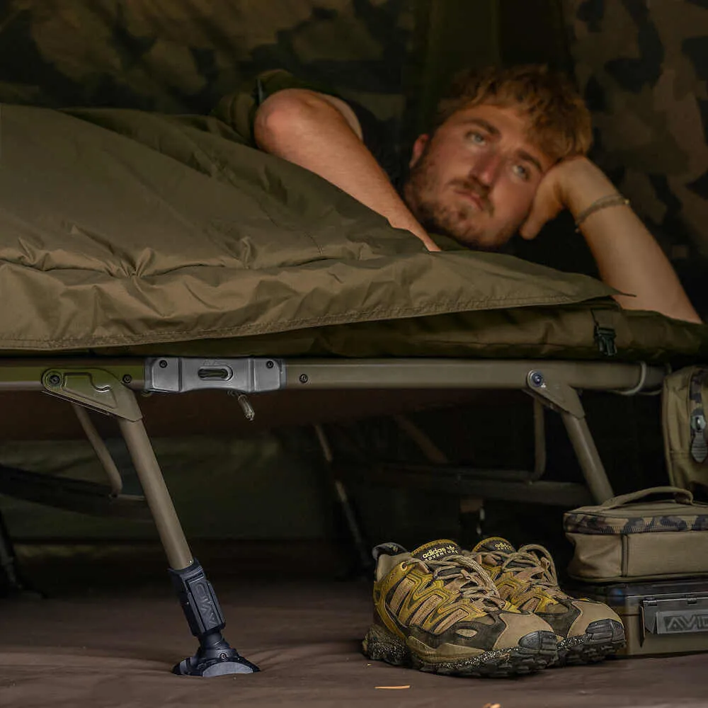 Bed Chair cu sac de dormit Avid Carp Benchmark Ultra X System 8 picioare