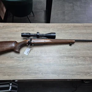 Carabina CZ 550 Lux, cal 300 win mag, 60cm, luneta Meopta 3-12x56