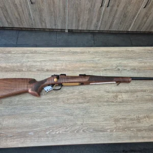 Carabina CZ 557 Lux editie limitata 85- aniversare, cal 30-06, pat lemn