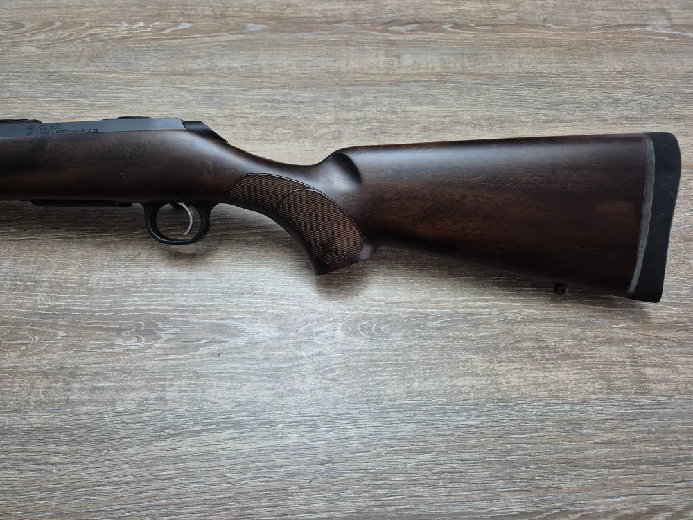 Carabina CZ 600 American, cal 223 rem, 61cm, pat lemn