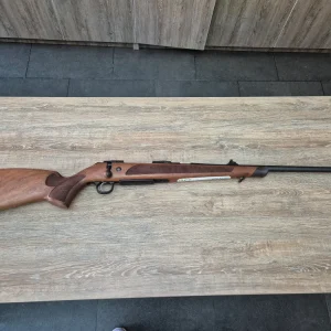 Carabina CZ 600 Lux, cal 300 win mag, 61cm, pat lemn