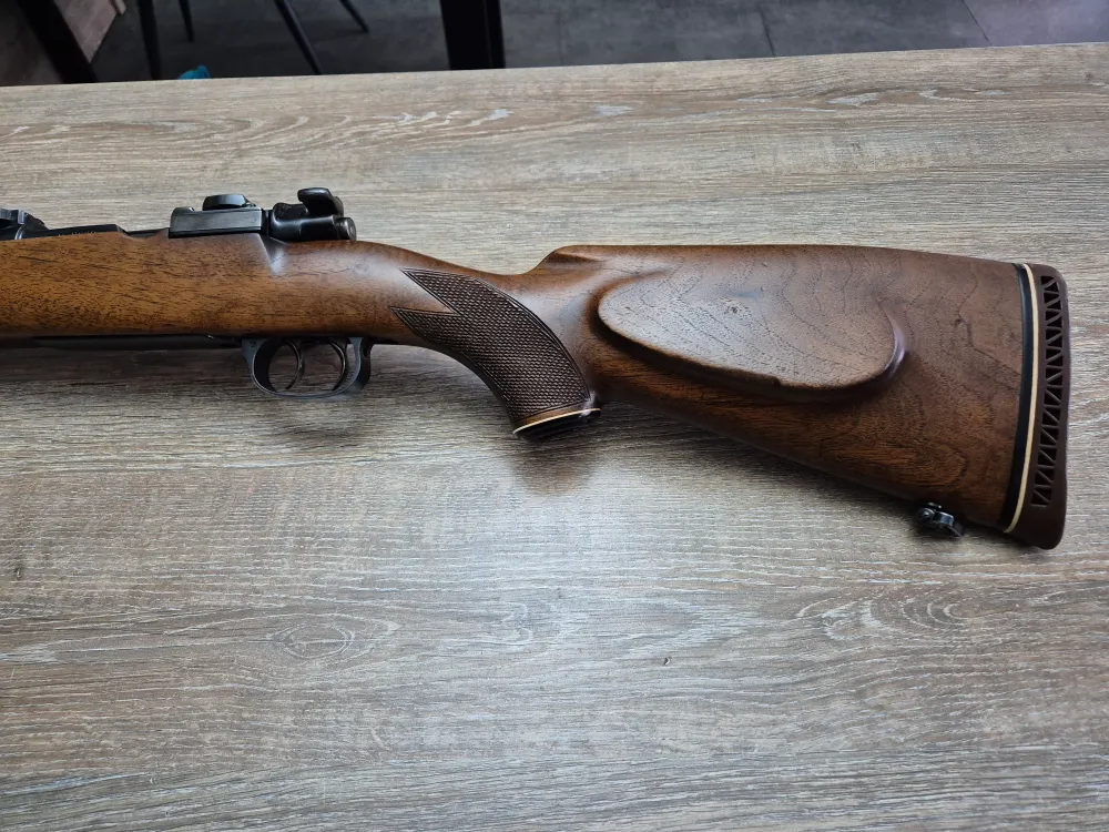 Carabina Eduard Kettner, cal 243win, 51cm, pat lemn Stutzen