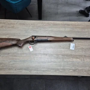 Carabina Haenel Jaeger 10 Timber LX, cal 7x64, 56cm, lemn grad 4