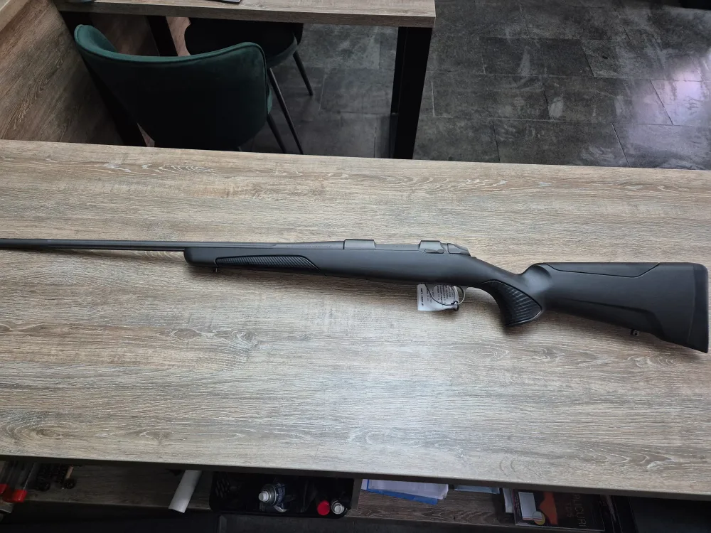 Carabina SAKO 85 SM, cal 300 WSM, teava fluted 61cm cerakote, pat sintetic