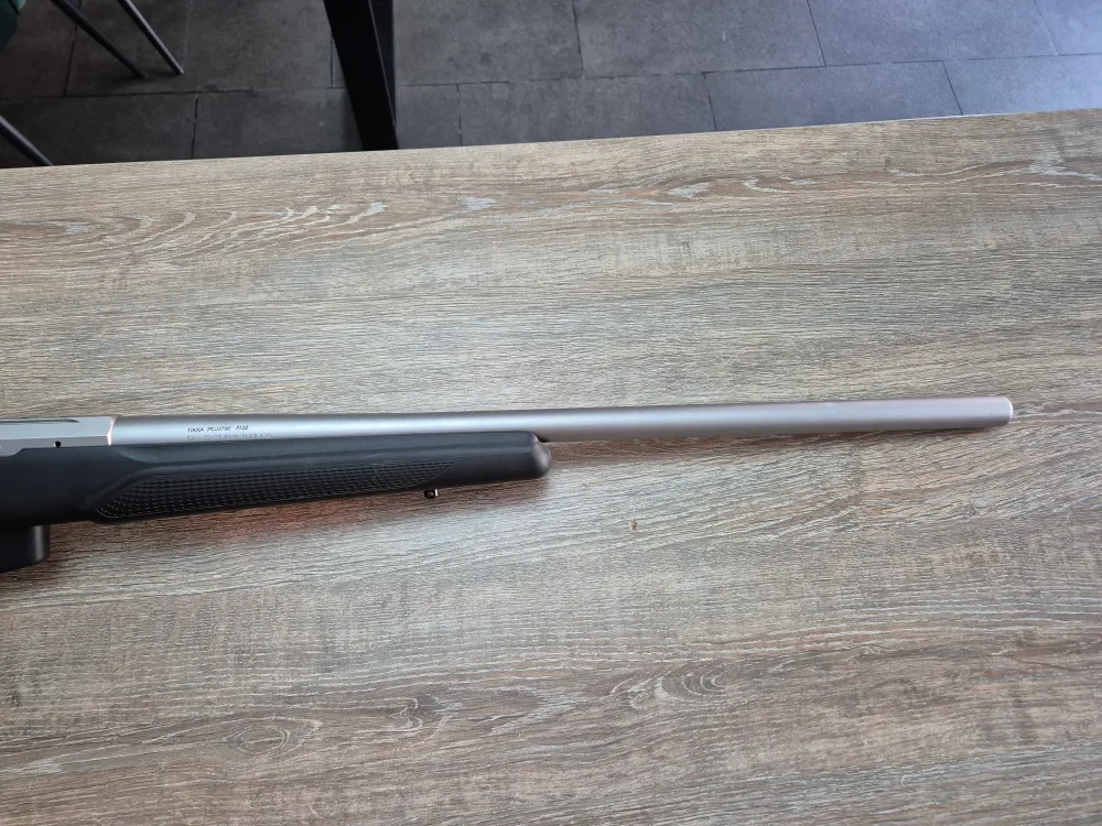 Carabina stangaci Tikka T3x Varmint Stainless, cal 30-06, 60cm, pat sintetic