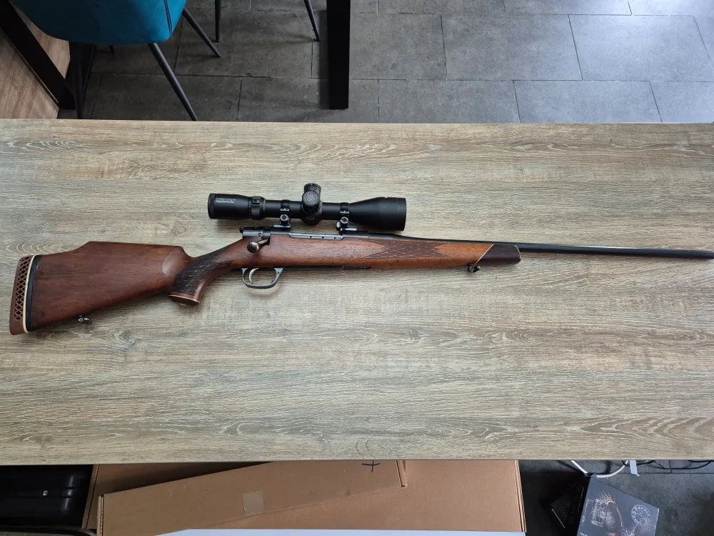 Carabina Voere, cal 308 win, 61cm, luneta Konus 2.5-10x50