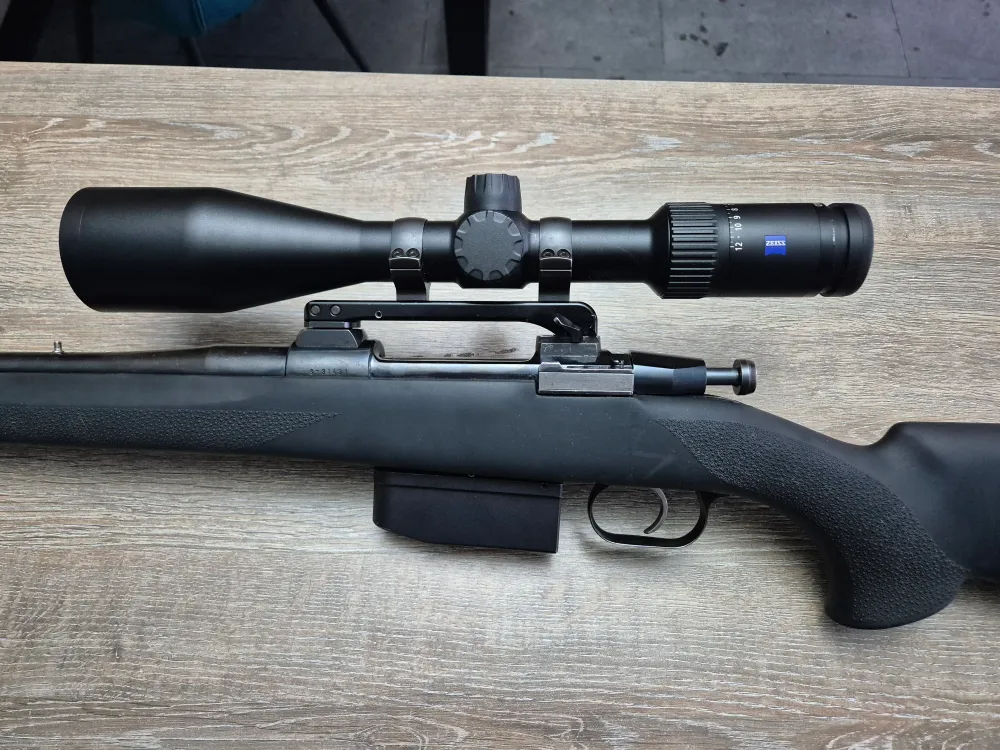 Carabina Voere, cal 8x68S, 65cm, Zeiss Conquest v4 3-12x56