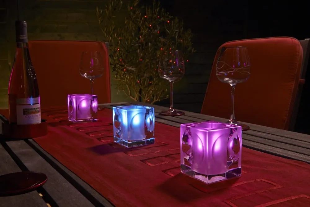 Set 4 lumanari LED reincarcabile Auraglow