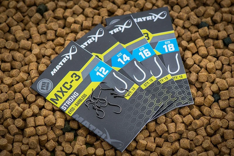 MXC-3 STRONG EYED BARBLESS SIZE 18 - 🎁