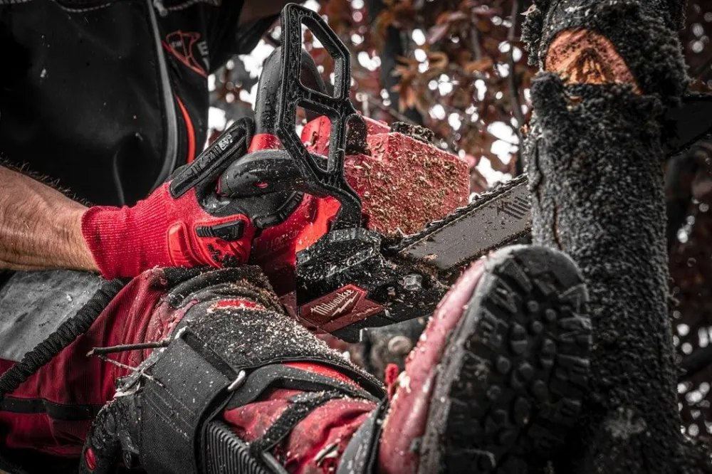 Fierăstrău cu lanț Milwaukee M18 FTHCHS35-0, 35 cm, sistem FUEL™, cod 4933479588