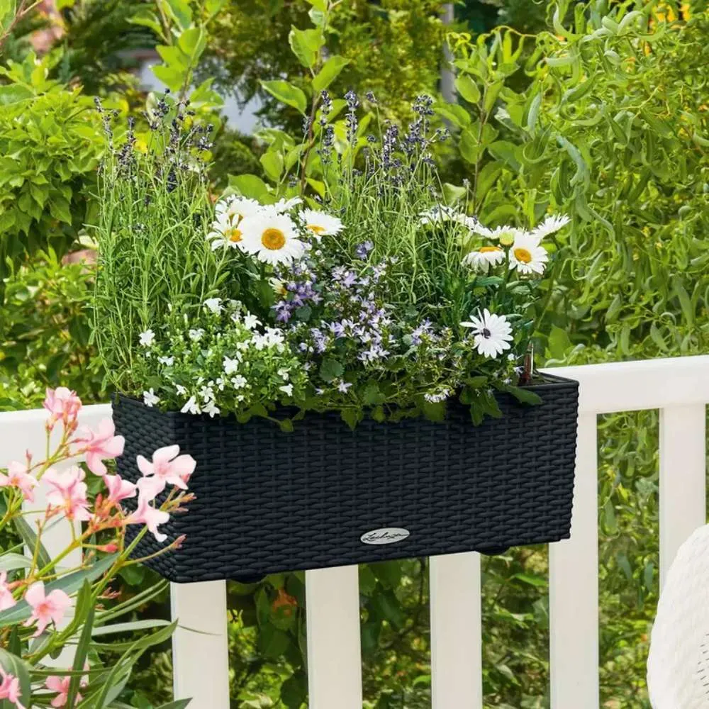 Ghiveci Auto-Irigant Lechuza Balconera Cottage 50, 8 l, efect de ratan negru, sistem de autoirigare, insert detasabil, str...