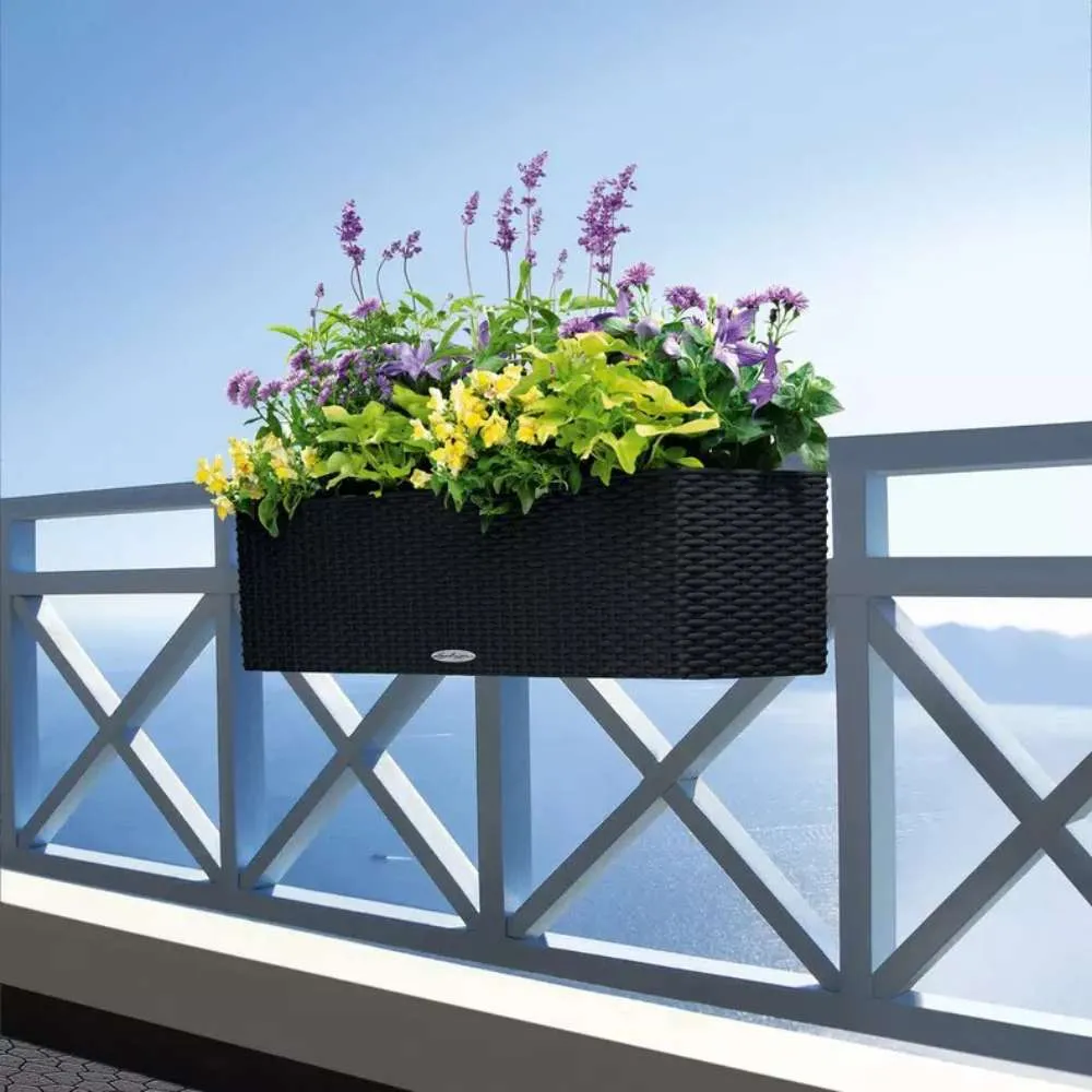 Ghiveci Auto-Irigant Lechuza Balconera Cottage 80, 12 l, efect de ratan negru, sistem de autoirigare, insert detasabil, st...
