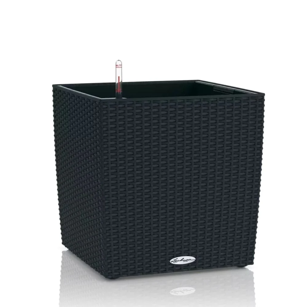 Ghiveci Auto-Irigant Lechuza Cube Cottage 40, 31 l, efect de ratan negru, pentru plante cu ghiveci, sistem de autoirigare,...