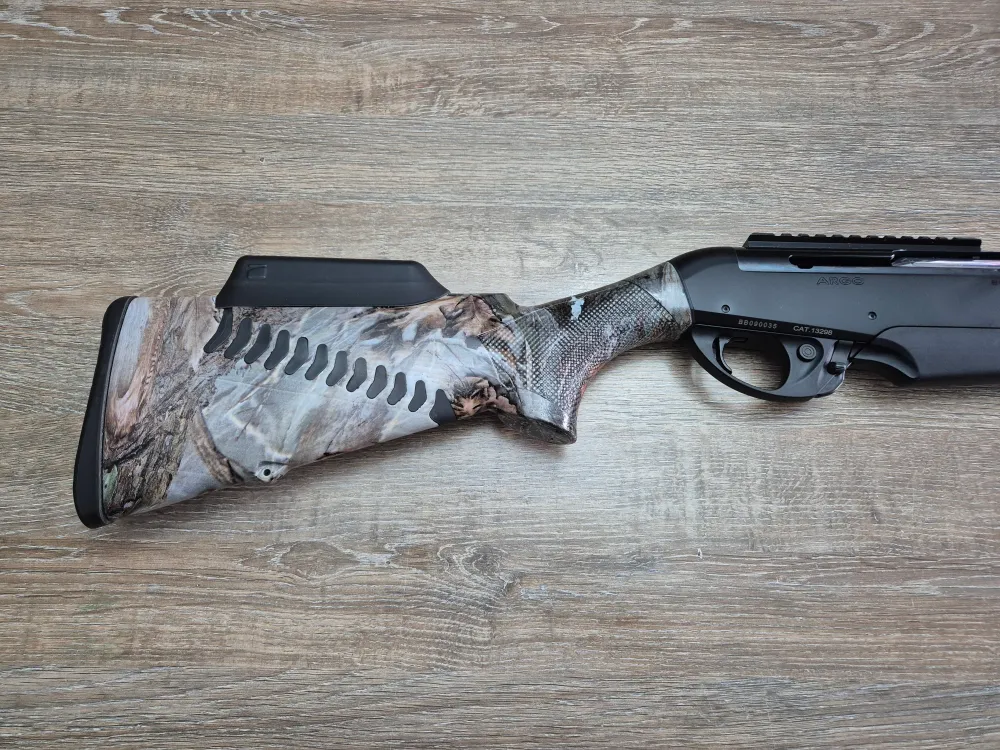Carabina semiaut Benelli Argo, cal 9,3x62, 56cm, pat sintetic camo