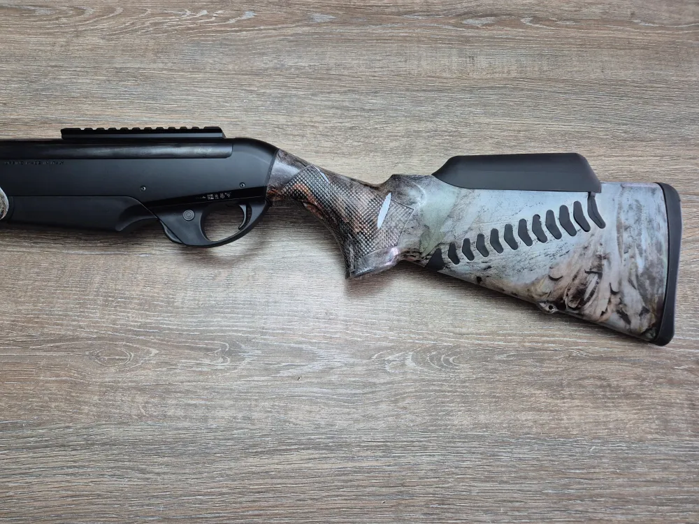 Carabina semiaut Benelli Argo, cal 9,3x62, 56cm, pat sintetic camo