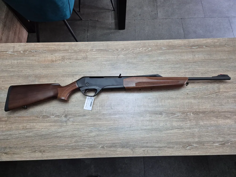 Carabina semiauto Merkel SR1 Basic, cal 9.3x62, 50cm, pat lemn