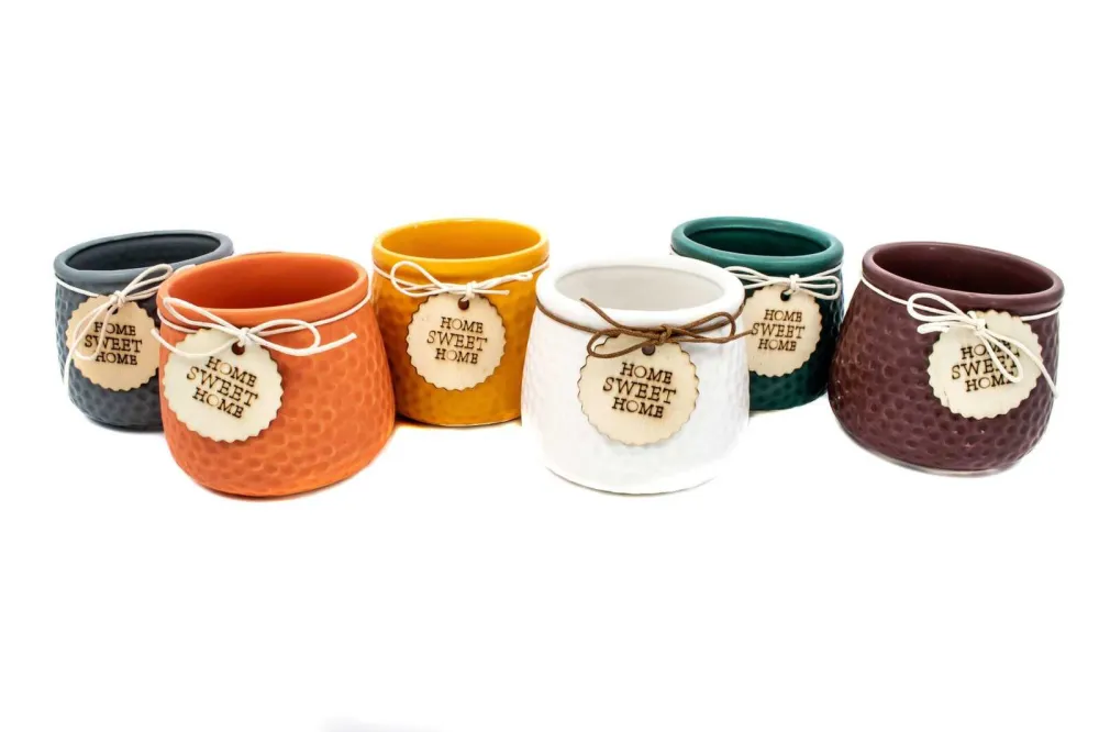 Ghiveci din ceramica Forma De Cilindru Cu Model Fagure Si Cu Snur 6/set