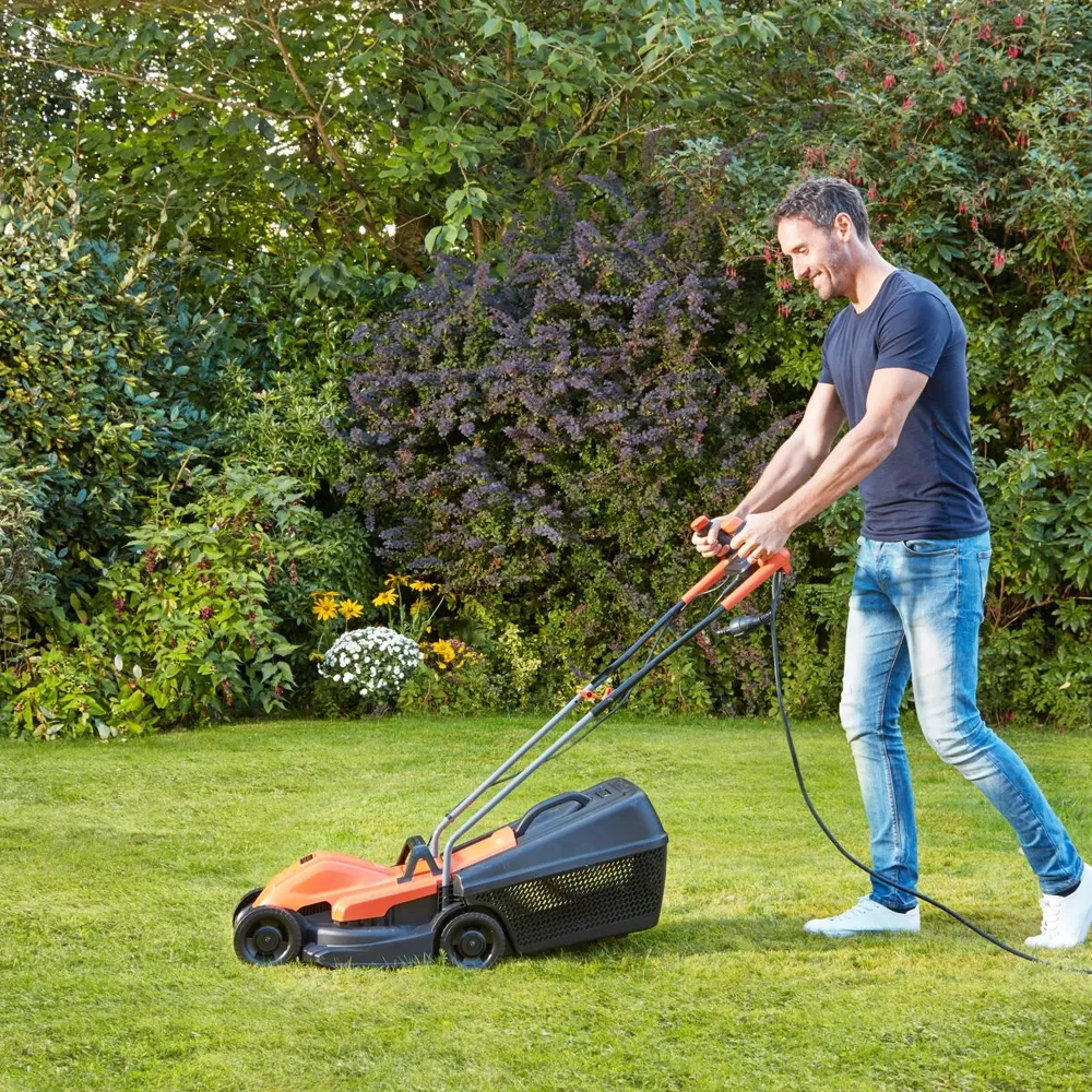 Maşă de tuns iarba Black+Decker BEMW451BH-QS 1200W