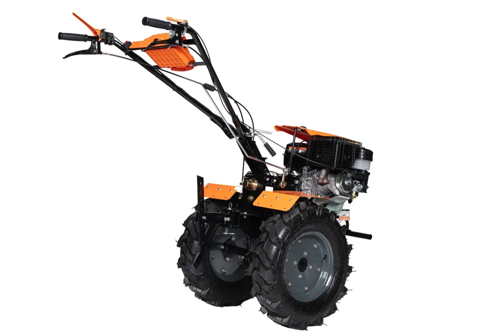 Motocultor pe benzina Wolfson Imperio 15CP cu far si roti de transport 6.50x12, latime de lucru 70–140 cm - Resigilat