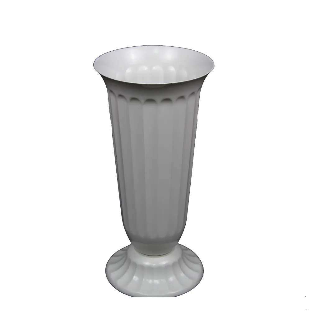 Vaza rotunda din plastic, medie