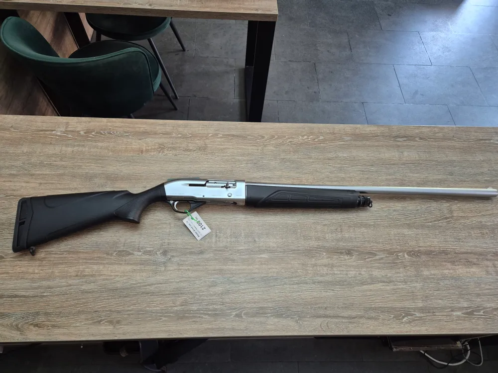 Lisa semiautomata Aksan Arms, cal 12/76, 71cm, pat sintetic