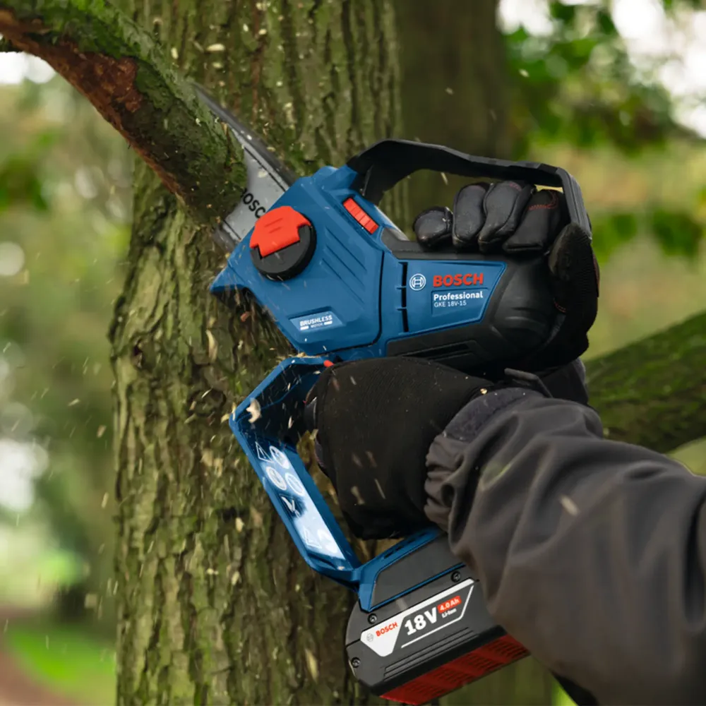 Foarfecă de grădinărit Bosch GKE 18V-15