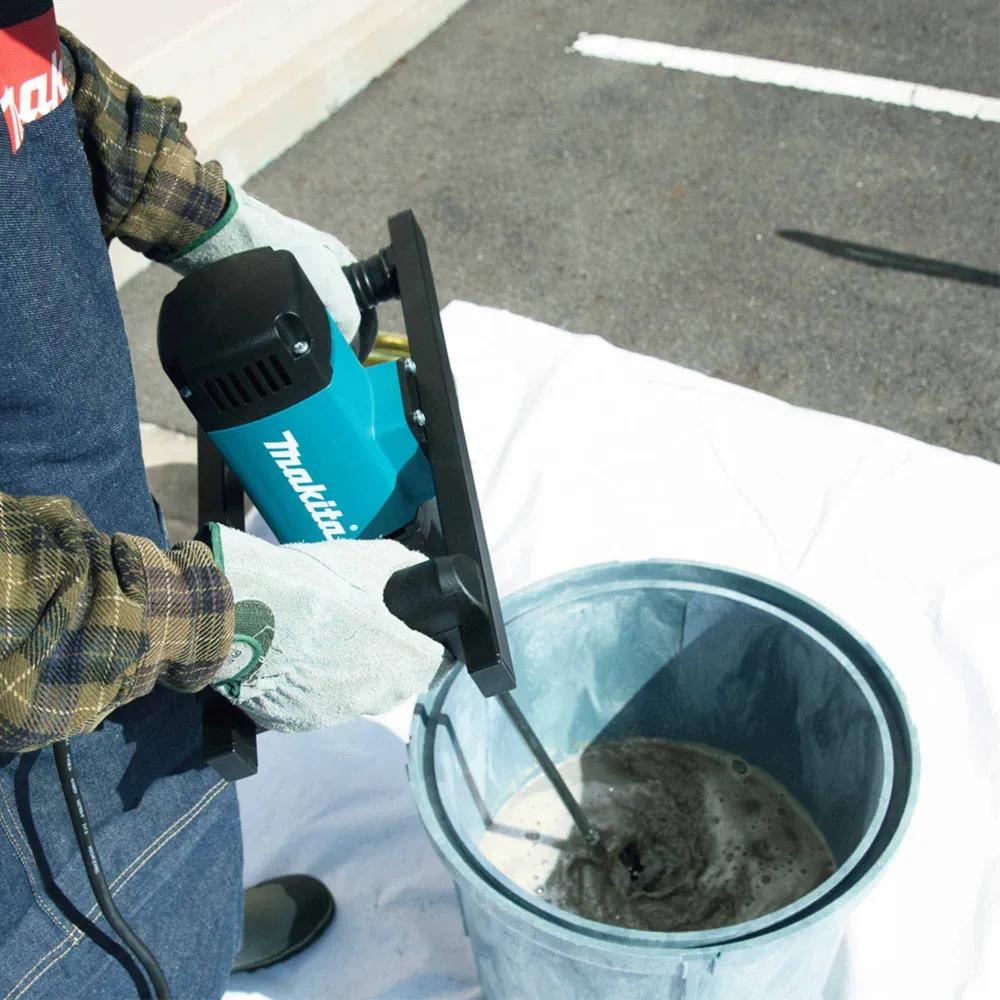 Burghiu mixer Makita UT1600 1800W