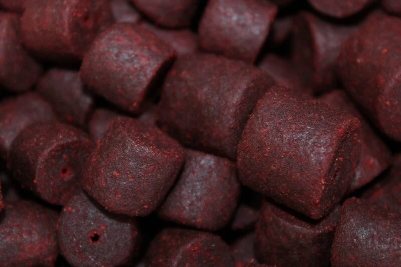 Pellets Pro Elite Baits Banană Strawberry 14 - 20 mm