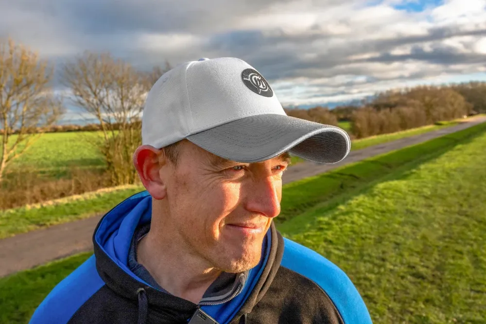WHITE PI LOGO CAP - 🎁