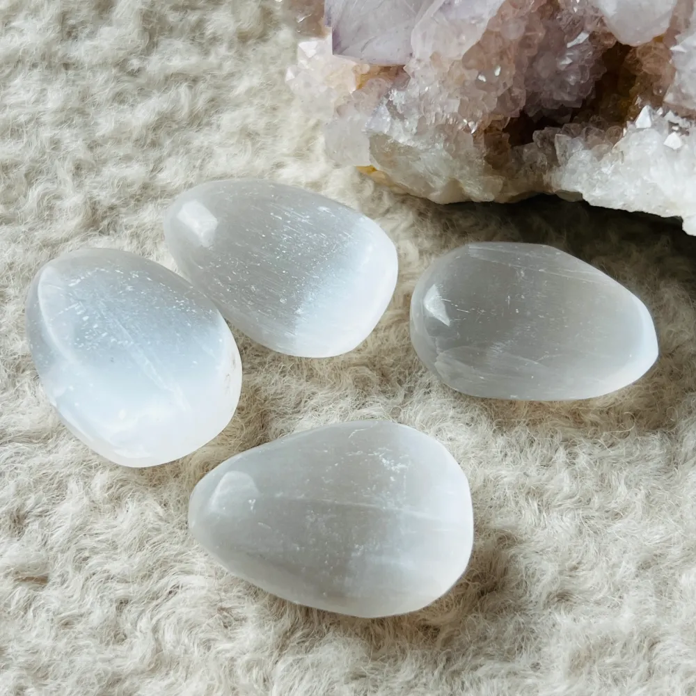 Cabochon selenit