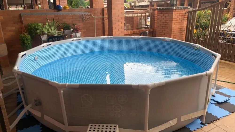 Piscina cadru metalic Intex Prism Frame 26702NP, 305x76 cm, 4.500 litri, cu pompa de filtrare