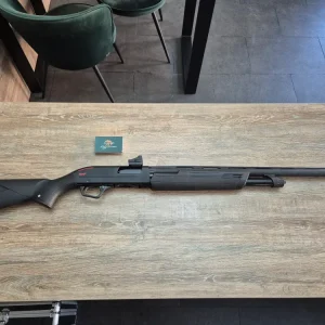 Lisa Pump-Action Winchester SXP Shadow + Red dot GPO