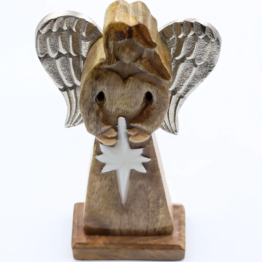 Înger din lemn de mango sculptat manual cu aripi metalice 30cm