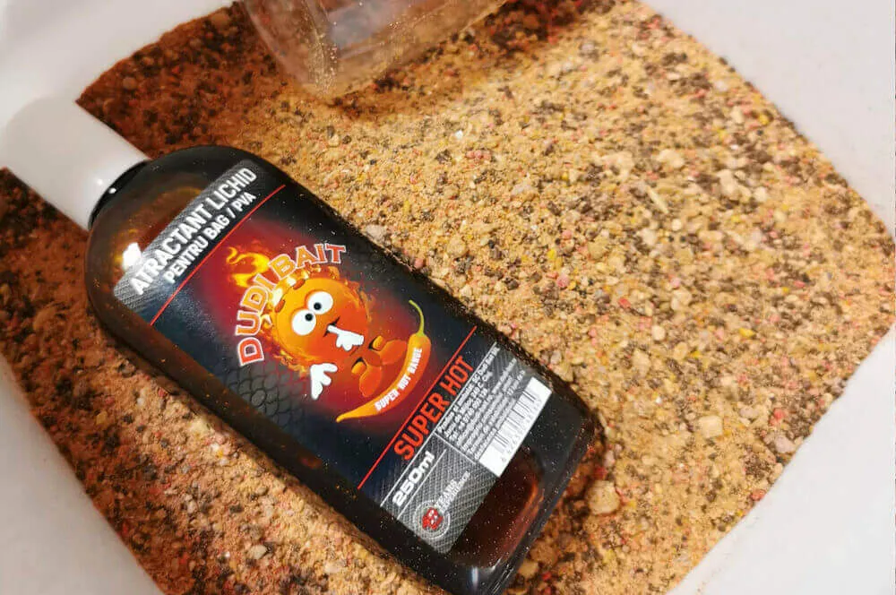 Amestec de pungi Dudi Bait Super Hot 2,5 kg