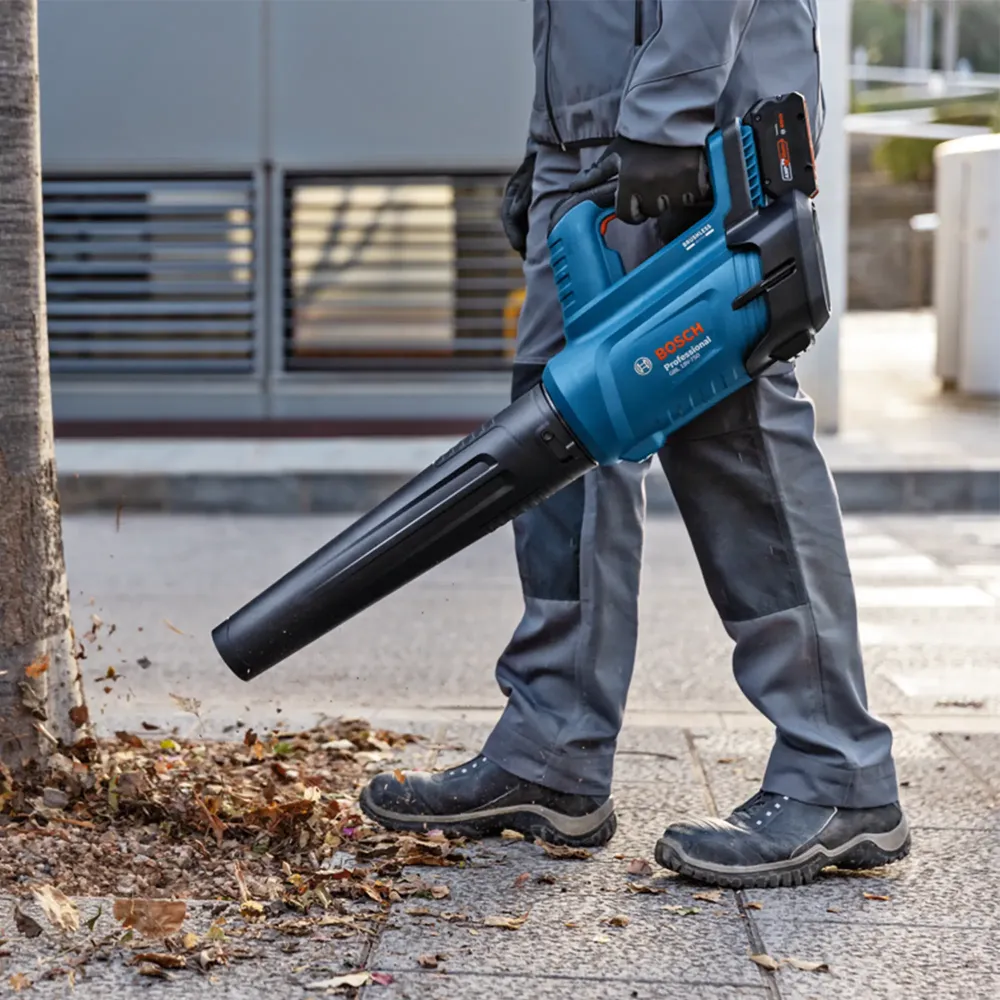 Suflantă Bosch GBL 18V-750