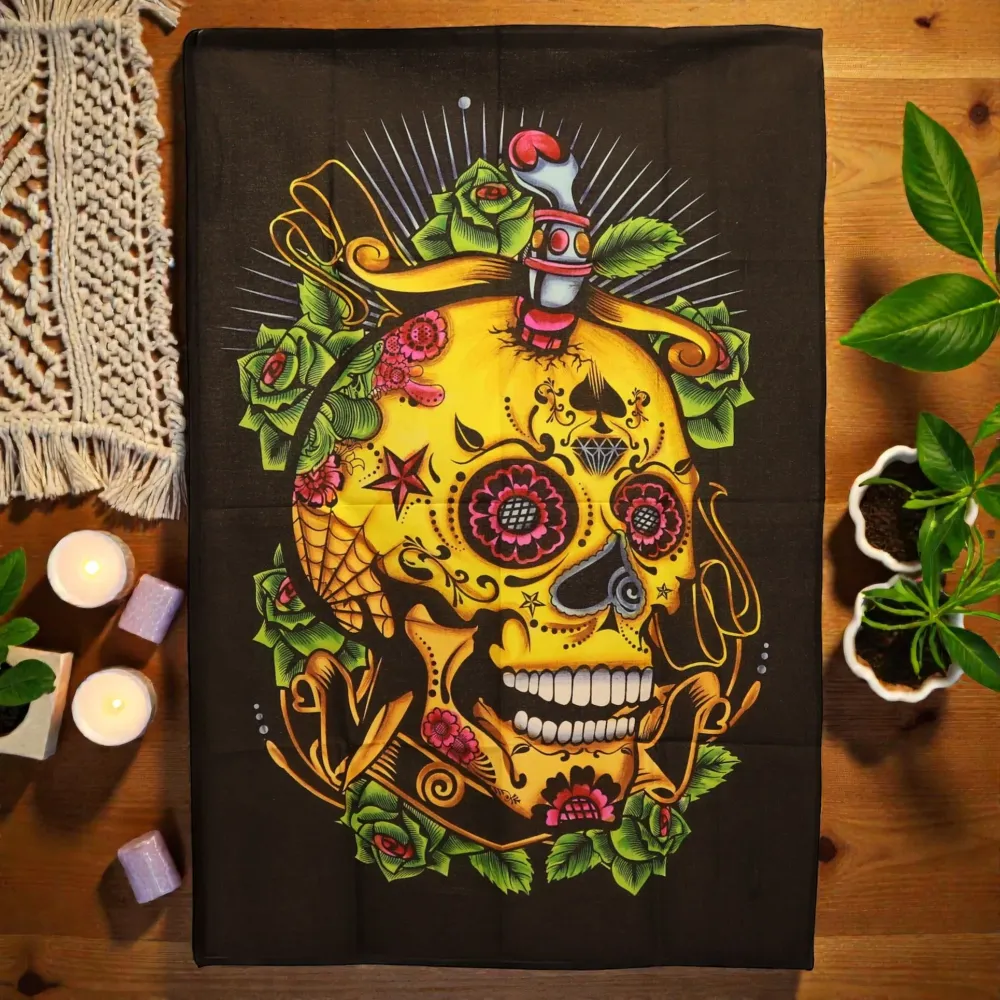 Artă de Perete din Bumbac (70x110cm) – Craniu Dead Dead