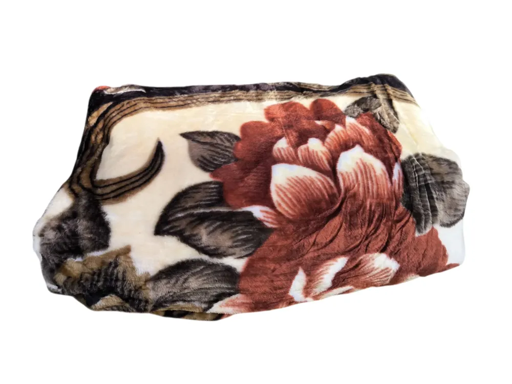 Patura Dubla Groasa – 200x230 cm – Model Floral Rosu-Bej – Moale, Eleganta si Calduroasa