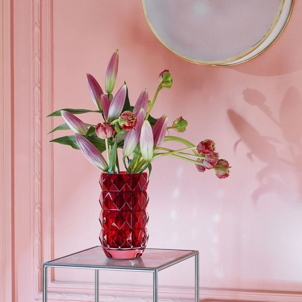 Vaza rosie din cristal, Louxor Thomas Bastide - BACCARAT