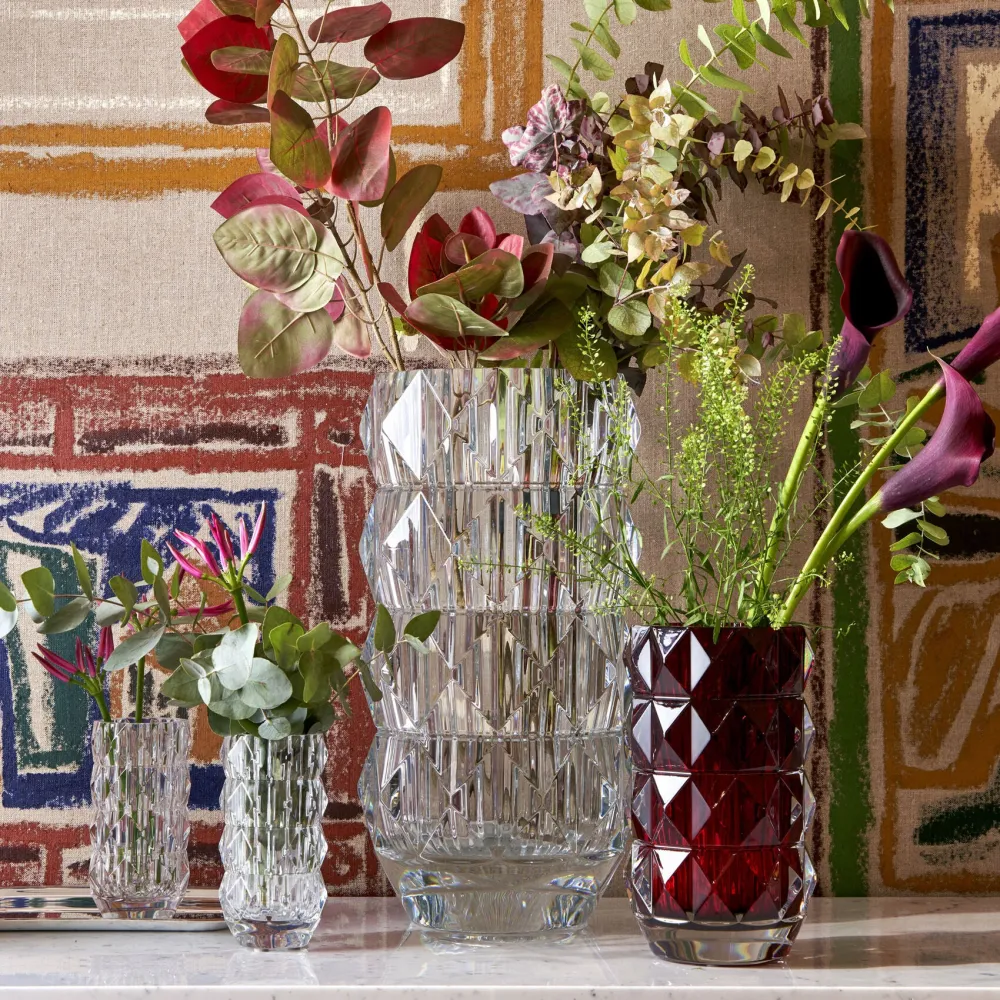 Vaza rosie din cristal, Louxor Thomas Bastide - BACCARAT