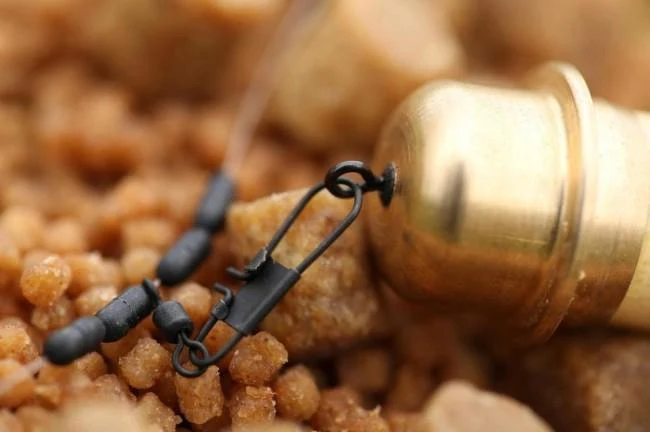 WAGGLER ADAPTOR